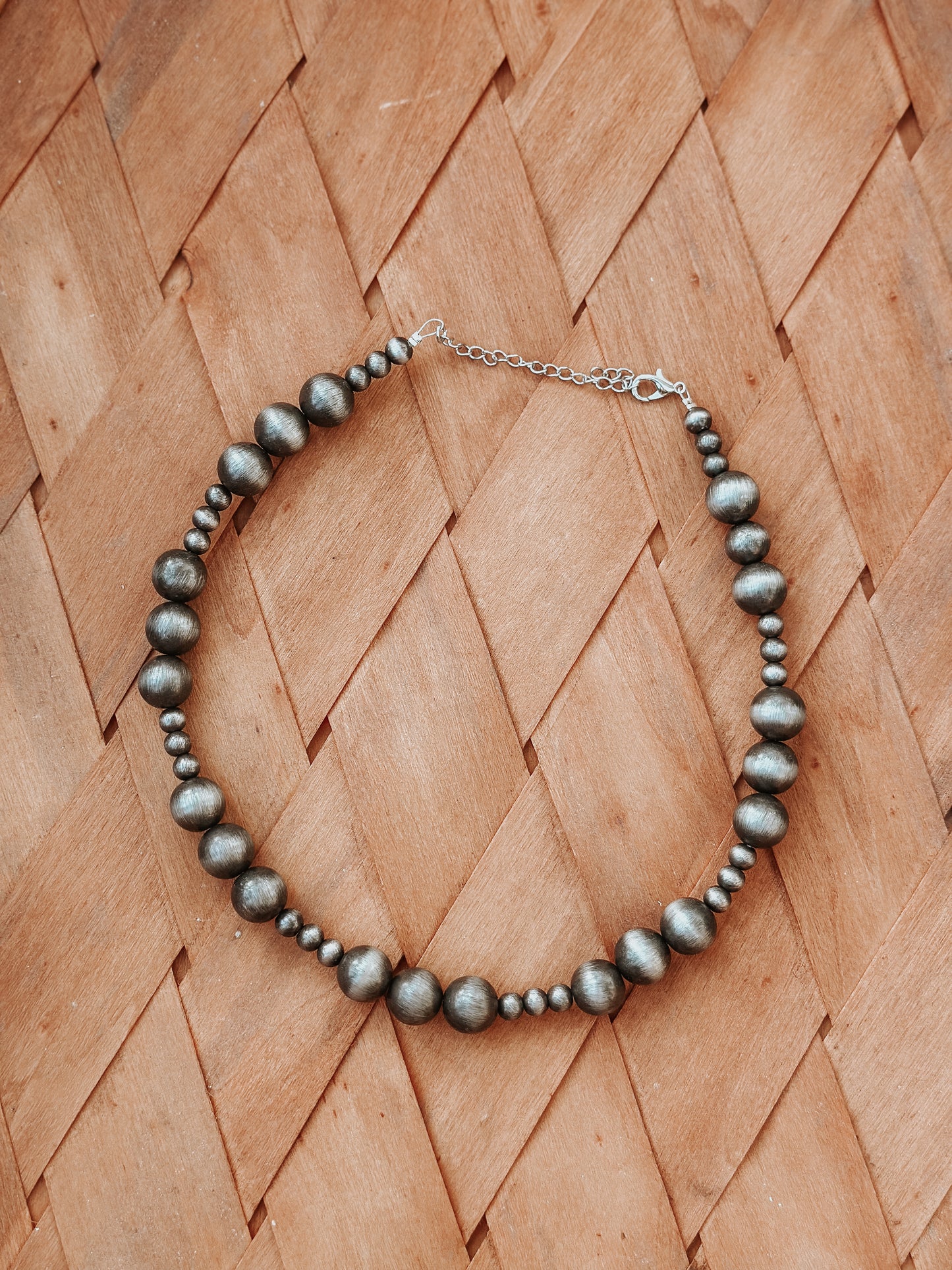 Rank Faux Navajo Pearl Necklace