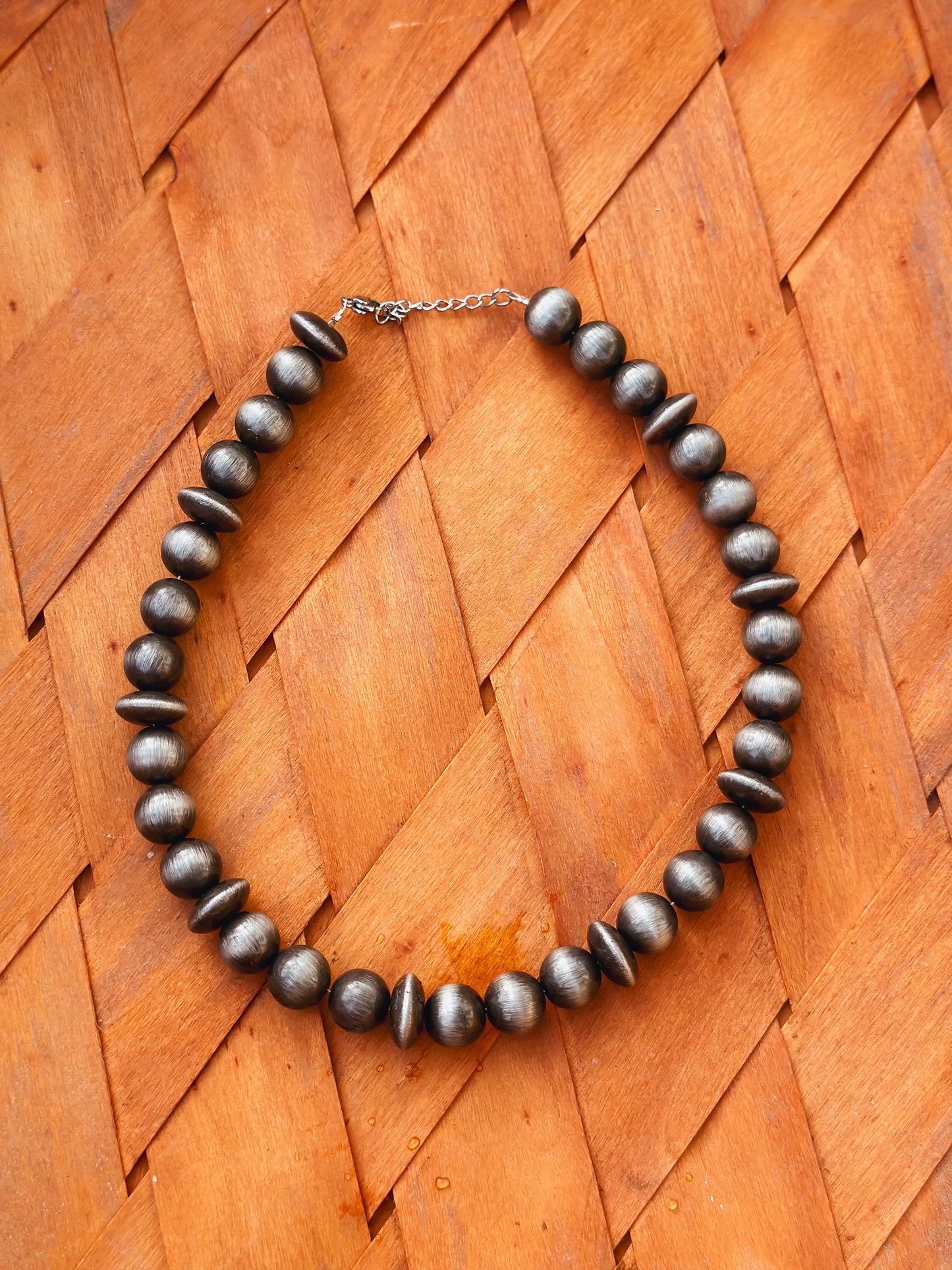 The Heeler Faux Navajo Pearl Necklace