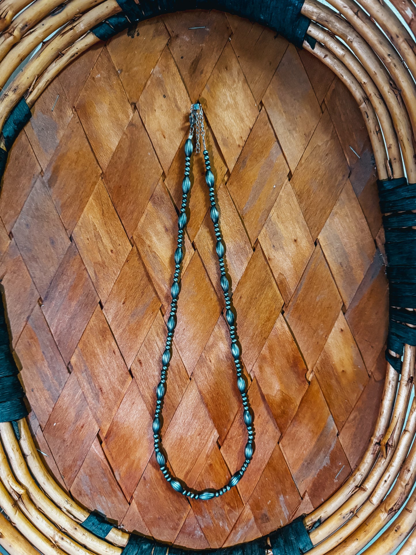 The Krewe - Faux Navajo Pearl Necklace
