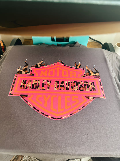 Cheetah Motor Graphic Tee