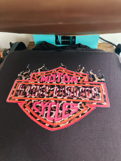 Crochet Style Davidson Graphic Tee