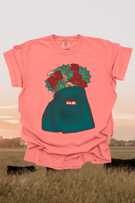 Kiss My Graphic Tee