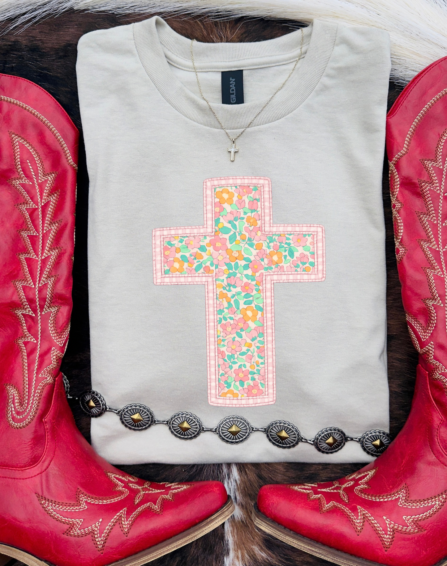 Quilt Cross Graphic Tee